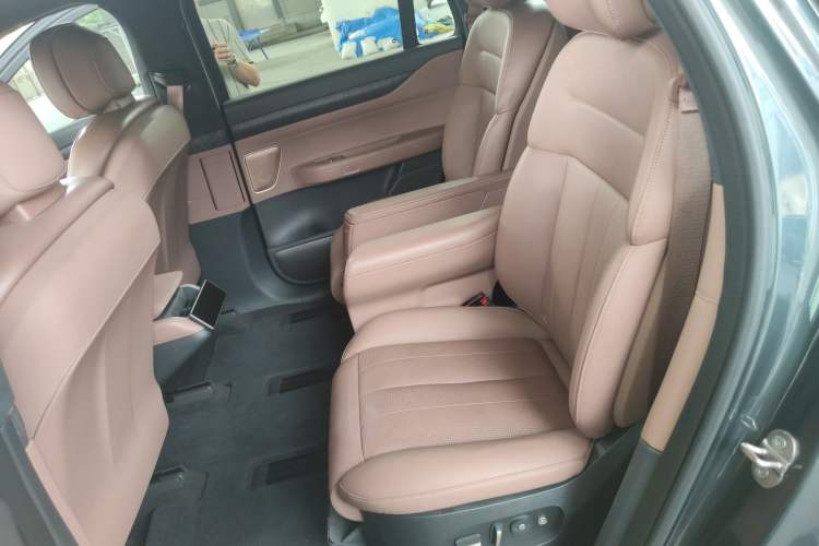 Used Nio ES8 2023 100kWh Left Rear Seat