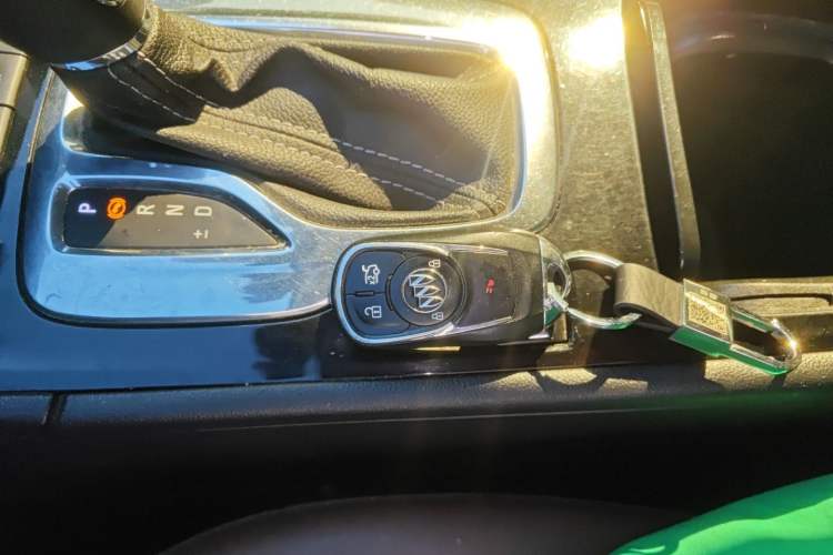 Used Buick Regal 2019 20T Elite Version China V Standard Interior 1