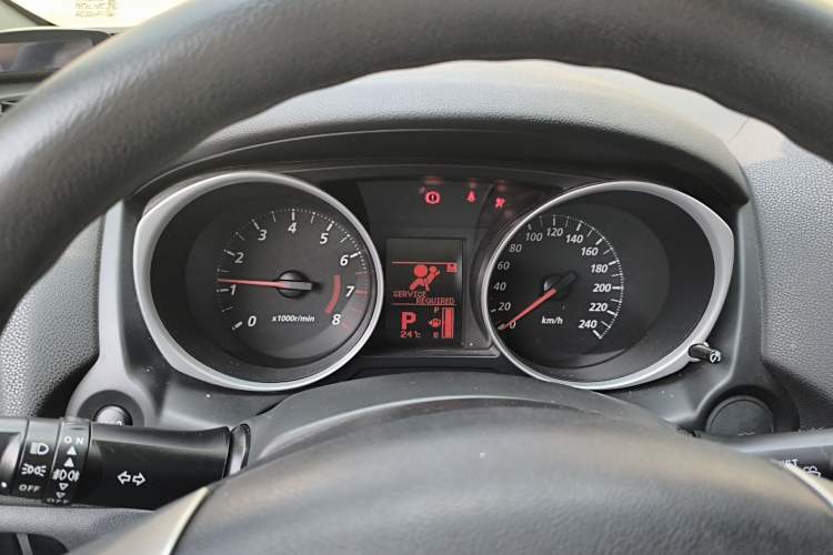 Used Mitsubishi ASX 2013 2.0L CVT Two-Wheel Drive Elite Edition Instrument Cluster