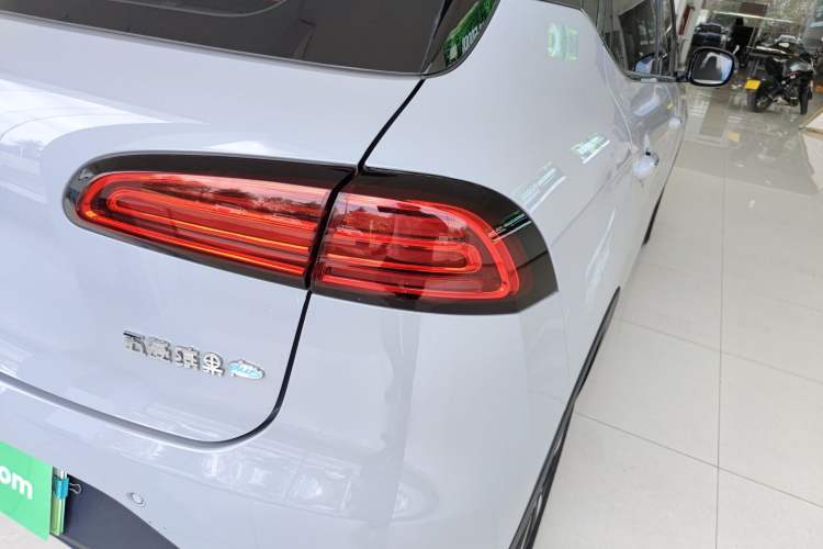 Used Wuling Bingo PLUS 2024 510 km Flagship Edition Four-Seater Version