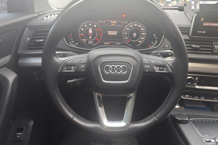 Used Audi Q5L 2018 40 TFSI Prestige Fashion Edition China VI Steering Wheel