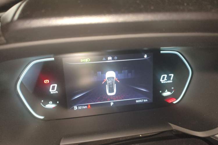 Used MG 5 2021 Revised Version 180 DVVT CVT Youth Luxury Edition
