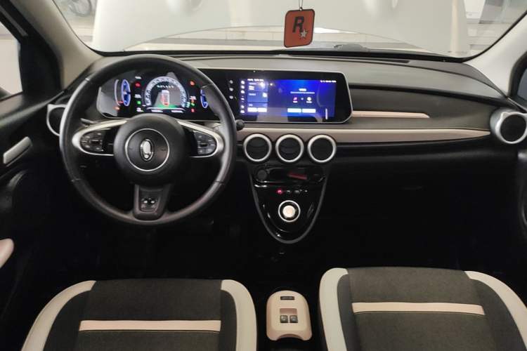 Used ORA Black Cat 2022 405 km Long-Range Version Ternary Lithium
