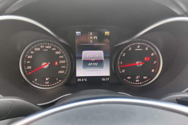 Used Mercedes-Benz C-Class 2016 C 200 Sport Edition 4MATIC Odometer Close Up