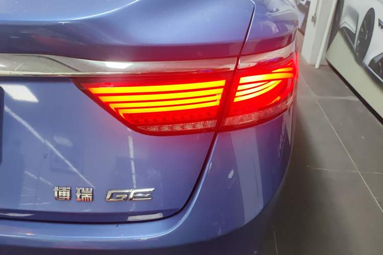 Used Geely Auto Emgrand GT New Energy 2018 1.5T PHEV Yao Ling Edition Exterior 1