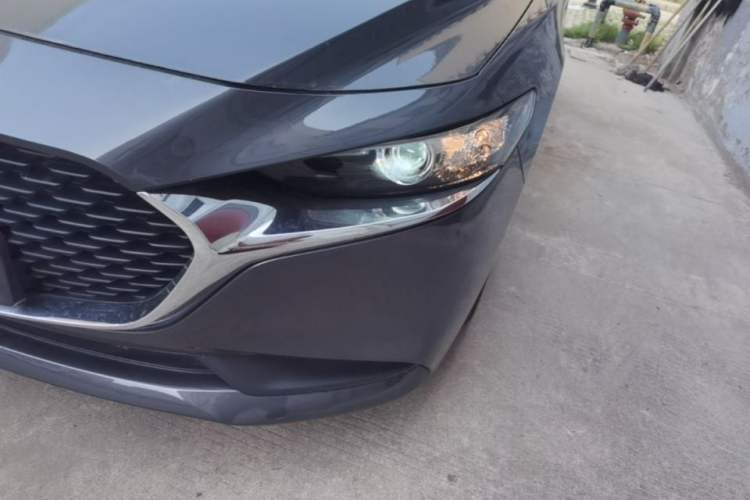 Used Mazda 3 Axela 2020 1.5L Automatic ZhiMei Edition