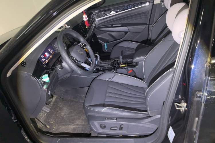 Used Volkswagen Passat 2024 330TSI Starry Elite Edition Left Front Seat