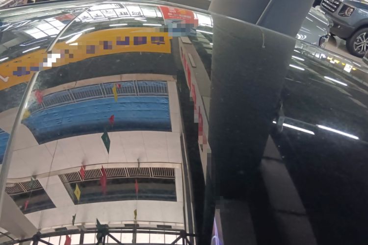 Used CHANGAN UNI-V 2025 1.5T 500Bar High-Energy Version Roof