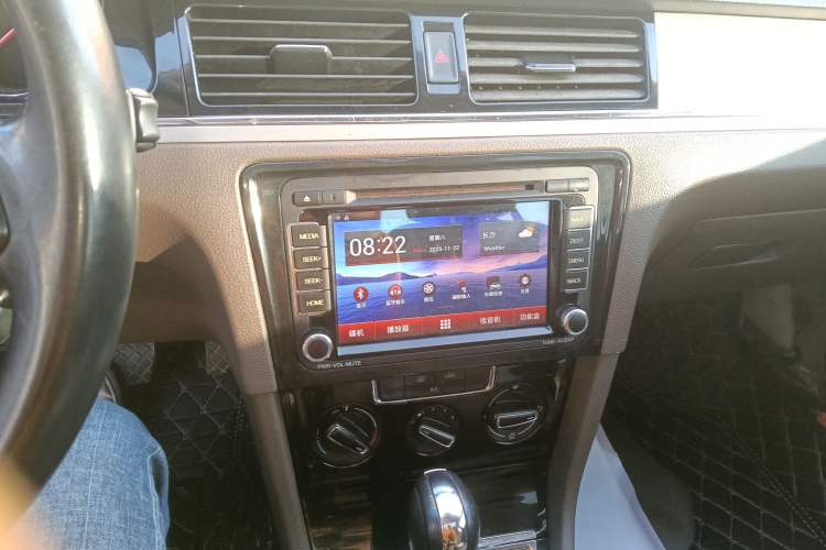 Used Volkswagen Bora 2014 1.6L Automatic Comfort Model
