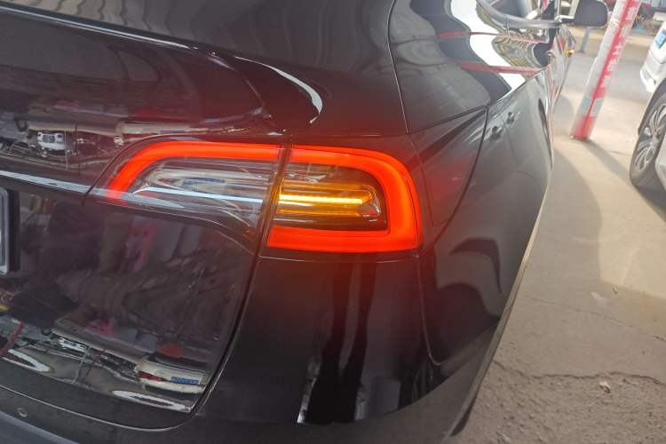 Used Tesla Model Y 2021 Standard Range Rear-Wheel Drive Version
