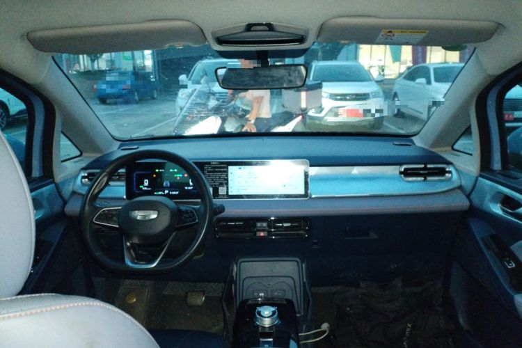 Used Geometry E Firefly 2023 320KM Cute & Handsome Tiger 5 Seats
