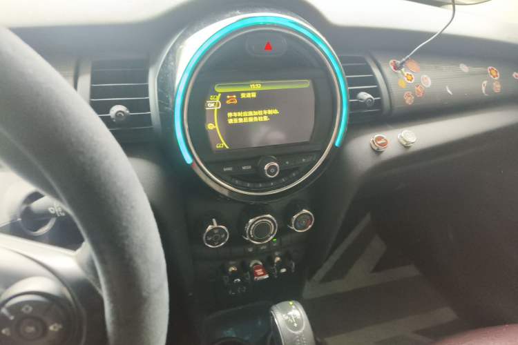 Used MINI 2014 1.5T COOPER Fun
