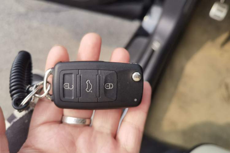 Used Volkswagen Phaeton 2012 4.2L Luxury Custom Edition
