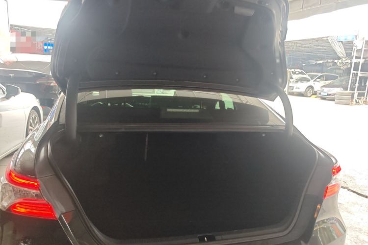 Used Toyota Camry 2019 2.0G Luxury Edition China VI Standard
