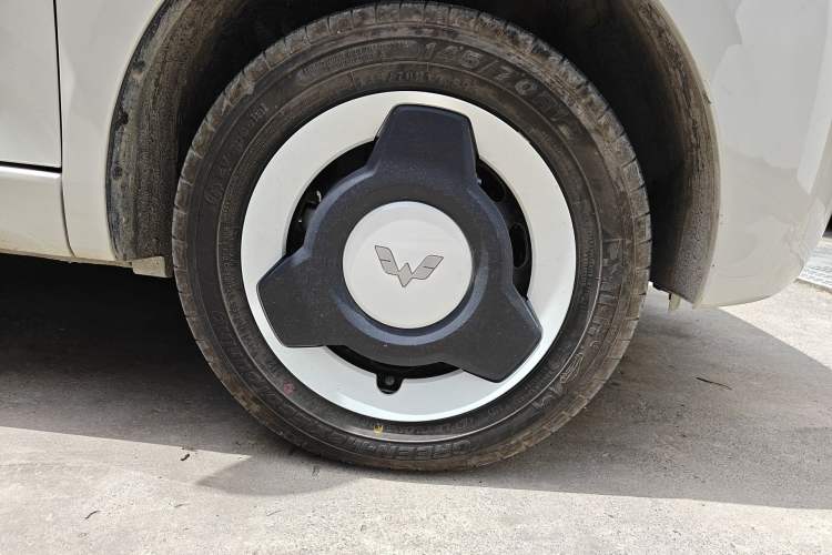 Used Wuling Hongguang MINIEV 2024 3rd Generation 215km Youth Edition
