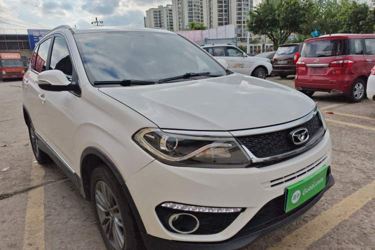 Used Cowin X5 2017 2.0L CVT Luxury Version Front Right 45 Deg