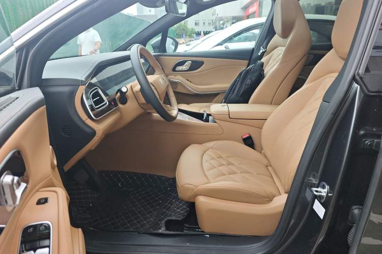 Used Rising R7 2024 Advanced Edition
