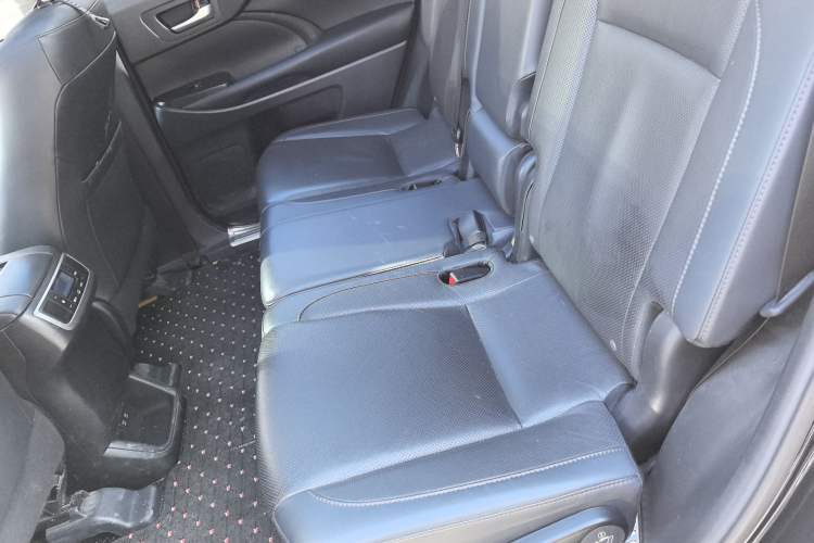 Used Toyota Highlander 2021 2.0T Four-Wheel Drive Luxury Edition 7 Seats
