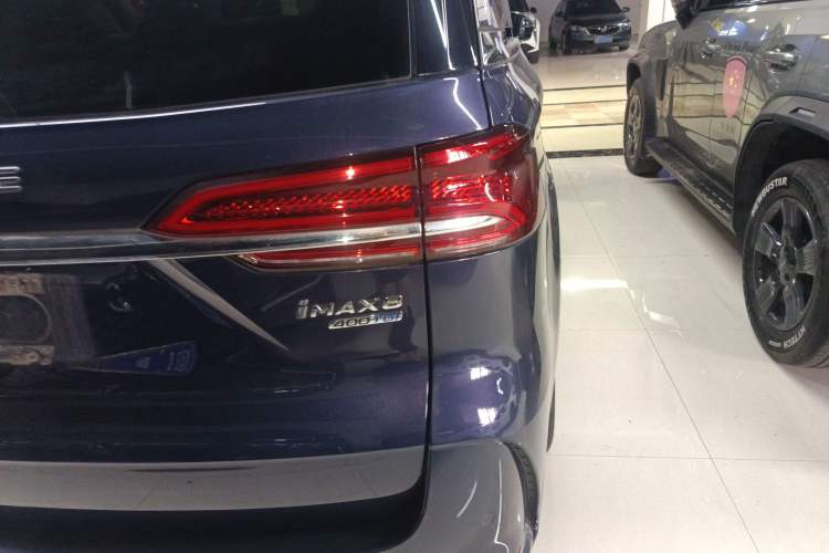 Used Roewe iMAX8 2021 400TGI Supreme Series Prestige Edition