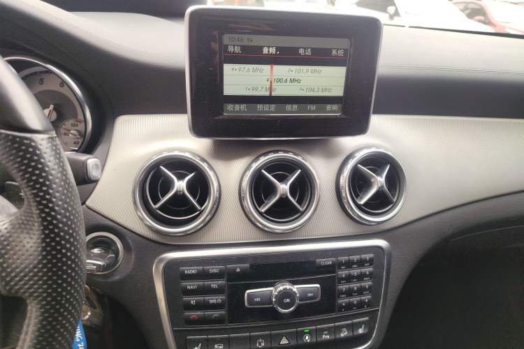 Used Mercedes-Benz GLA 2015 GLA 220 4MATIC Fashion Model