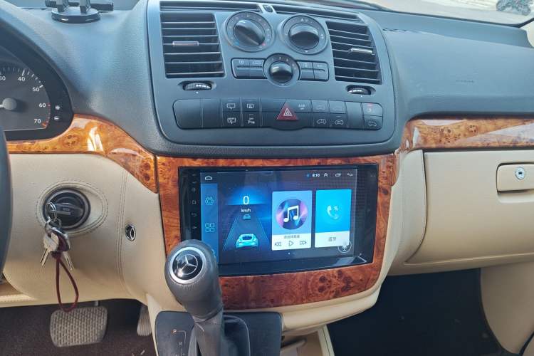 Used Mercedes-Benz Vito  Audio And AC Panel