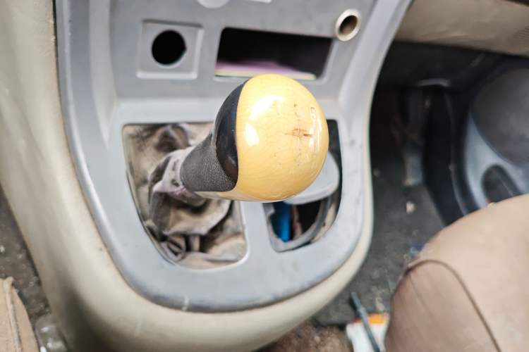 Used Jinbei Grace 2008 2.0L Zhi Ling Base Version (Long Wheelbase) 9-Seater 4G20D4L