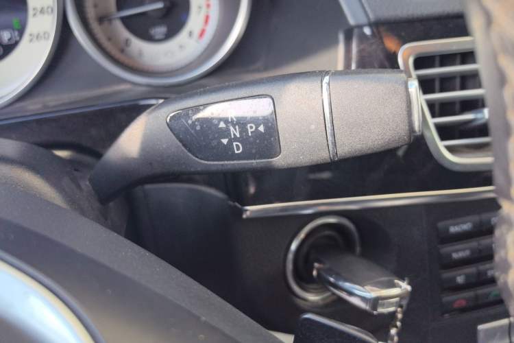 Used Mercedes-Benz E-Class 2014 E 300 L Sport Edition Gear Lever