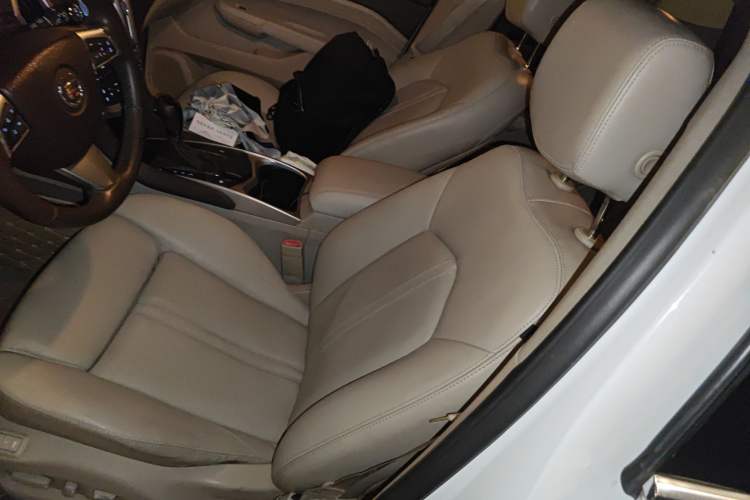 Used Cadillac SRX 2010 3.0L Flagship Edition
