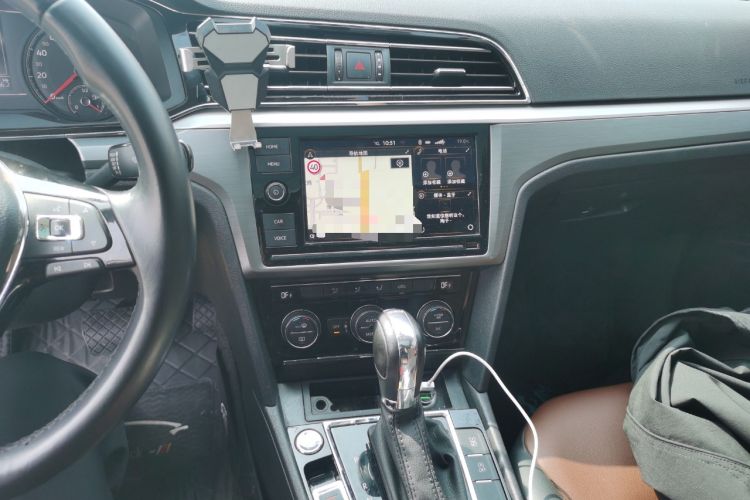 Used Volkswagen Lamando 2019 280TSI DSG Comfort Edition China V Standard Audio And AC Panel