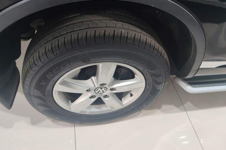 Used Volkswagen Touareg 2011 3.0 TSI Comfort Version