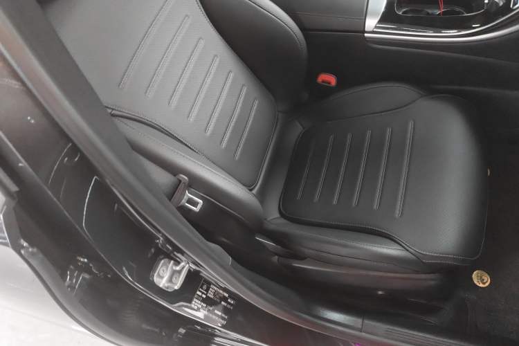 Used Mercedes-Benz C-Class 2024 C 200 L Sport Edition Right Front Seat