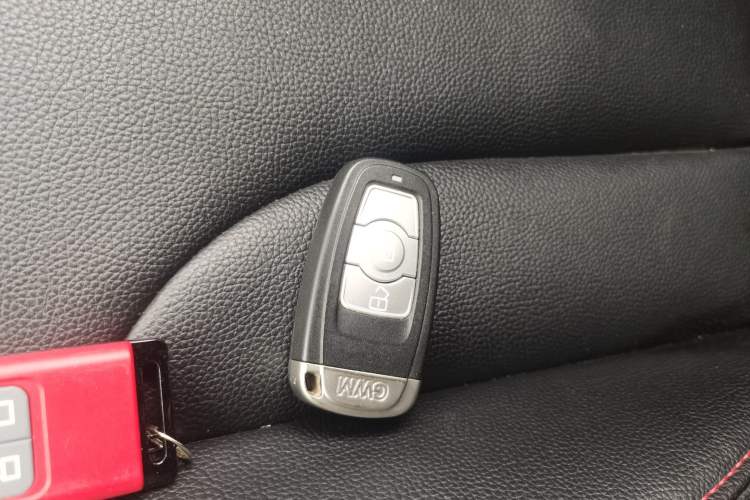 Used Haval H6 2016 Upgraded Model 1.5T Manual Two-Wheel Drive Elite Version