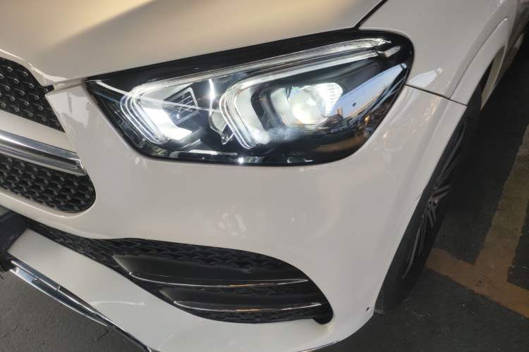 Used Mercedes-Benz GLE Coupe 2020 GLE 350 4MATIC Coupe SUV Fashion Model