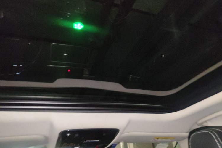 Used Land Rover Range Velar 2017 P250 S Headliner