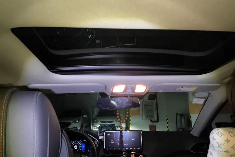 Used Hyundai Lafesta 2019 280TGDi Smart Speed Version China V Standard Headliner