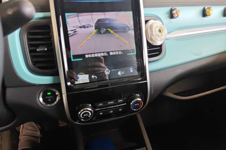 Used Chery Little Ant 2021 150 000 Yuan Ant Fan Edition Ant Stylish Version Lithium-Ion Battery Audio And AC Panel