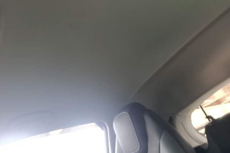 Used Roewe Clever 2022 311km QiQi BoBo Edition Headliner