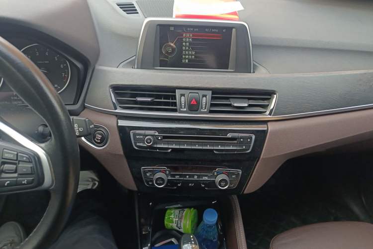 Used BMW X1 2016 sDrive18Li Luxury Model
