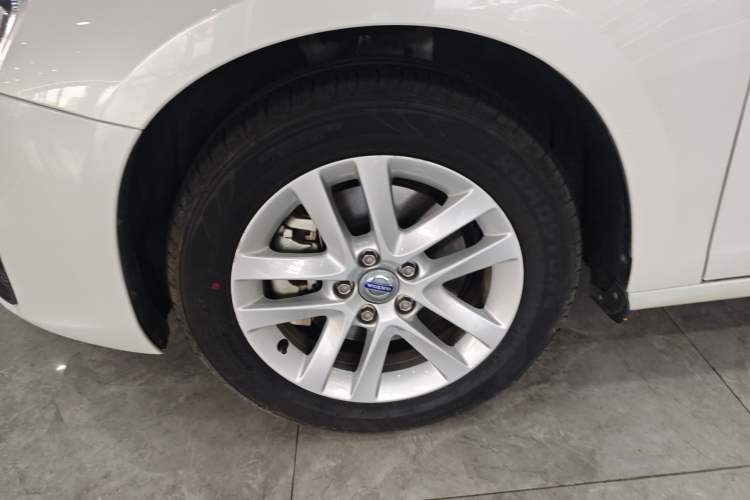 Used Volvo S60 2018 S60L T3 Smart Upgrade Edition
