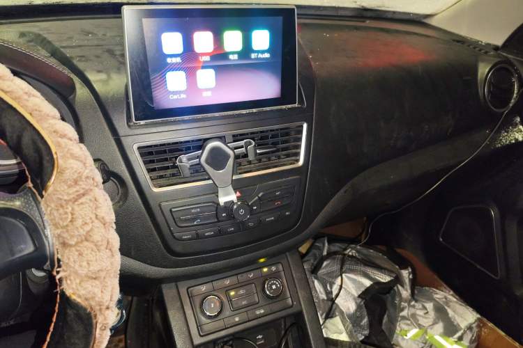 Used Bestune X40 2017 1.6L Manual Luxury Edition