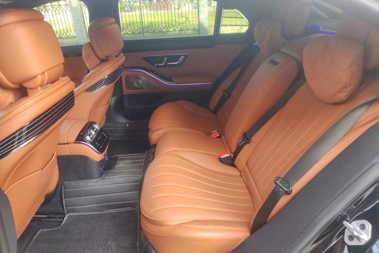 Used Mercedes-Benz S-Class 2022 S 450 L 4MATIC Left Rear Seat