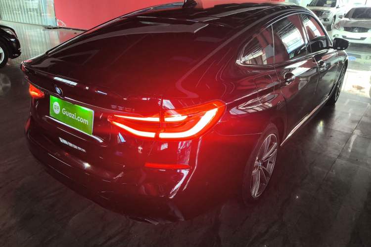 Used BMW 6 Series GT 2018 630i M Sport Package Rear Right 45 Deg