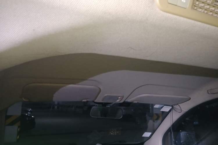 Used Wuling Rongguang V 2015 1.5L Standard Version Headliner