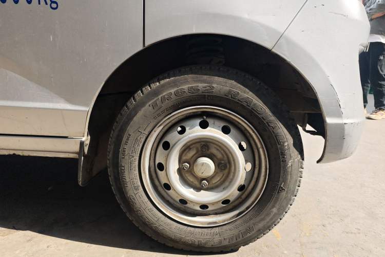 Used Wuling Rongguang S 2021 1.2L Base Model Window-Sealed 2-Seat LSI Car