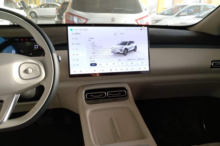 Used CHANGAN NEVO Q05 2026 Model 506 Max
