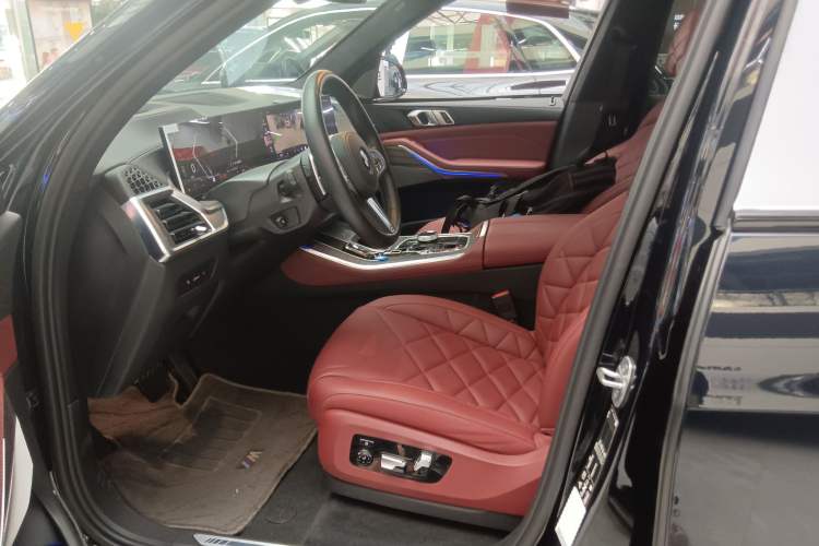 Used BMW X5 2023 xDrive 40Li M Sport Night Edition Package