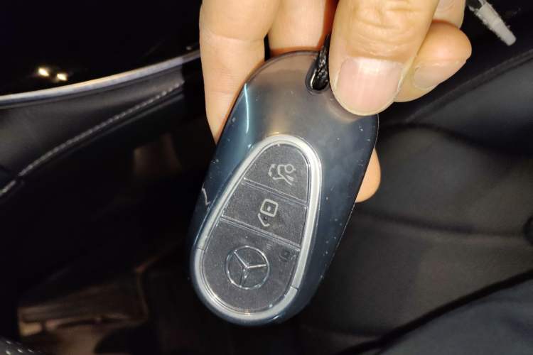 Used Mercedes-Benz EQE 2022 350 Pioneer Edition Vehicle Key