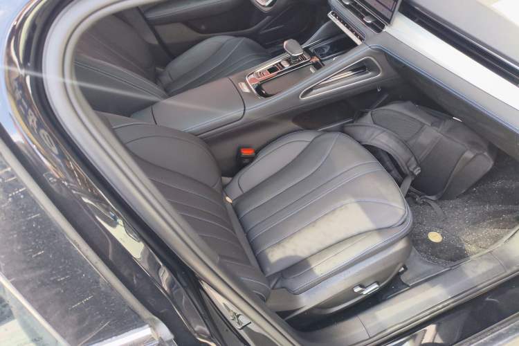 Used Geely Auto Preface 2026 Model Oriental Yao 1.5TD Kunlun Edition Right Front Seat