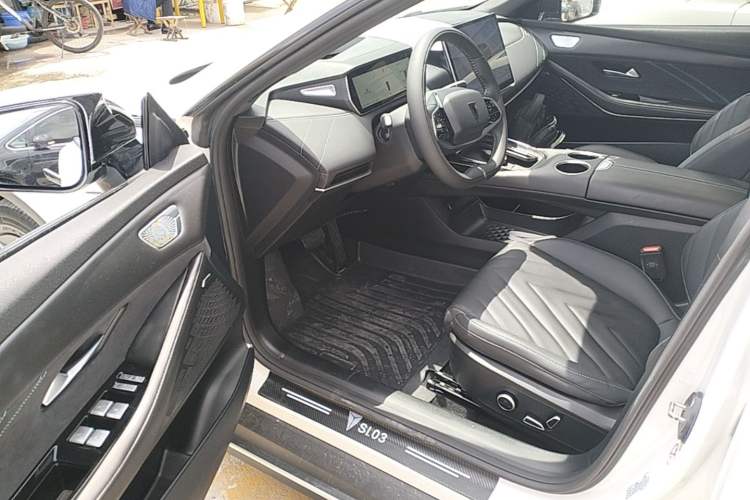 Used Deepal SL03 2023 200Max Range-Extended Version