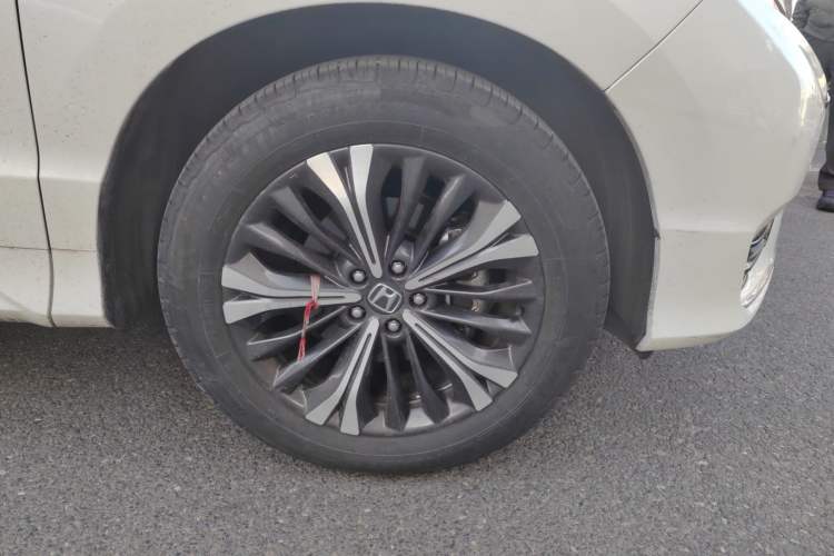 Used Honda UR-V 2020 370TURBO Two-Wheel Drive Luxury Edition Right Front Wheel Hub